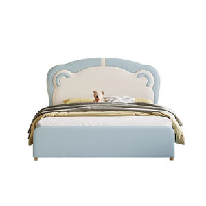 Cama Infantil de Diseño Moderno con Armazón de Madera Tapizada en Cuero, Tamaño King, con Diseño Minimalista de Osito y Princesa - Product Image 3