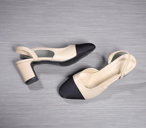 공장 도매 2024 하이 퀄리티 pu 소재 단독 부드러운 가죽 매칭 컬러 샌들 플랫 여성 신발 - Product Image 6