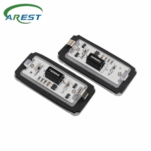 2x feux de plaque d'immatriculation LED pour <span class=keywords><strong>Fiat</strong></span> <span class=keywords><strong>500</strong></span>/<span class=keywords><strong>Abarth</strong></span> <span class=keywords><strong>500</strong></span> 2007 2008 2009 2010 2011 2012 2013 2014 2015 2016 2017 <span class=keywords><strong>2018</strong></span> 2019 2020 - Product Image 2