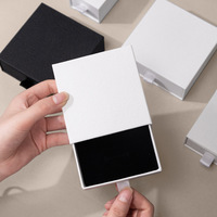 Boîte d'emballage de bijoux rectangulaire de qualité professionnelle, style tiroir, avec doublure en éponge, noir et blanc, organisateur multi-tailles pour boucles d'oreilles
