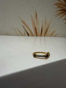 Anillo de Oro de 10K con Zafiro Azul y Diamantes, Gema Natural de Corte Redondo, Anillo de Compromiso Vintage, Anillo Apilable Fino de Eternidad para Mujer - Product Image 5