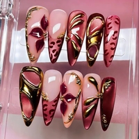Op maat gemaakte Cat Eye Press-on nagels, lange stiletto, modieuze kunstnagels, 3D metalen stijl, handgemaakte nepnagels voor verkoop