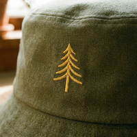 Topi Ember Katun Bordir Pohon Pinus Hijau Zaitun untuk Berkemah, Mendaki Gunung, Tema Alam, Topi Nelayan Unisex, Gaya Petualang