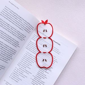 Marque-page en organza Apple, broderie artisanale, pour lecteurs - Product Image 3