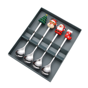 ชุดช้อนส้อมคริสต์มาสสแตนเลสสตีล ดีไซน์ซานตาคลอส กล่องของขวัญ อุปกรณ์ทานขนมหวานสำหรับวันหยุด - Product Image 5