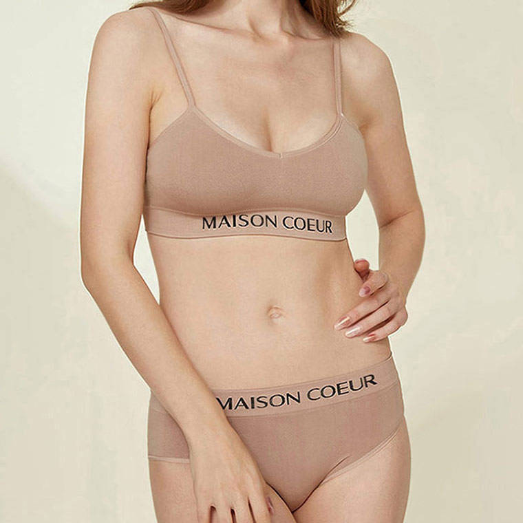 Bulk Sale Fashion Design Wirefree Seamless Sexy Bra and Panties Set for Ladies