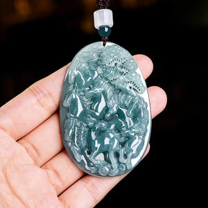 Pendentif en Jadeite Naturelle Bleu Eau de Cheval pour Hommes et Femmes avec Certificat d'Expertise Design Original E058 - Product Image 3