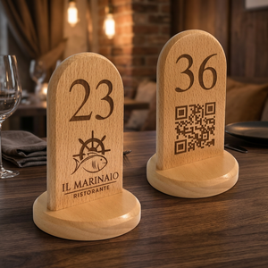 Marqueur de table en bois personnalisé, carte de placement arquée, code QR gravé au laser, marqueur de place de restaurant, présentoir de bureau - Product Image 3