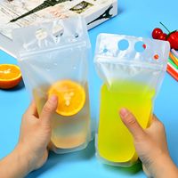 Sachets de boisson de jus transparents en plastique transparents à fermeture éclair refermable avec des pailles sacs de boisson en plastique avec