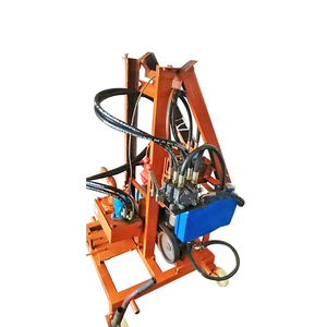Petite plateforme de forage de puits d'<span class=keywords><strong>eau</strong></span> avec compresseur d'air pour marteau fond de trou (DTH) - Product Image 1