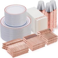 Service de table jetable Goodluck 700 pièces avec bordure or rose pour 100 invités, comprenant assiettes, assiettes à dessert, gobelets et couverts en plastique