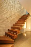 Échelle droite en bois massif Prima Custom pour l'intérieur, idéale pour les greniers et les escaliers de loft