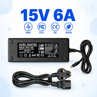 Adaptateur de bureau haute efficacité 90W 15V 6A multi-certifié avec options de prises personnalisables (Global, UK, US, EU, AU) pour hub d'appareils connectés