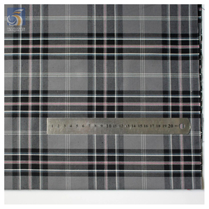 <span class=keywords><strong>Tissu</strong></span> de haute qualité 60/40 polyester/coton 195gsm <span class=keywords><strong>tissu</strong></span> teint en fil à carreaux <span class=keywords><strong>pour</strong></span> jupes d'uniforme scolaire plissées - Product Image 6