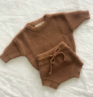 Ensemble 2 pièces pour bébé personnalisé, neutre, en tricot 100% coton épais, pull à manches longues uni et bloomers assortis pour l'automne