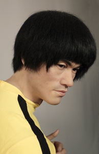 Célèbre célébrité <span class=keywords><strong>Bruce</strong></span> <span class=keywords><strong>Lee</strong></span> taille humaine figure de cire à vendre - Product Image 2