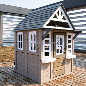 Casita de Juegos de Madera para Niños, Resistente a la Intemperie, con Reloj, Puerta para Mascotas y Ventana de Servicio - Cabaña de Juegos Resistente para Exteriores y Diversión en el Patio Trasero - Product Image 6