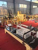 Reformer Pilates en Bois de Chêne Durable et Portable, Demi-Tourneuse, Garantie 2 Ans, Utilisation Universelle, Emballage Boîte en Bois pour Studio, MJD Réglable