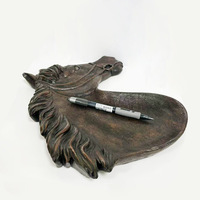 Plateau créatif en résine style antique tête de cheval – Artisanat décoratif pour bureau, bibliothèque, porte-stylo, petit plateau à jouets, ornement décoratif