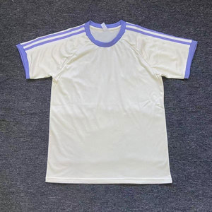 Camiseta del <span class=keywords><strong>Madrid</strong></span> 2025-26; Camisetas de Fútbol Blancas Clásicas Estilo Tailandés para Aficionados y Jugadores, Local y Visitante 1.1 - Product Image 1