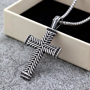 จี้กางเขนสแตนเลส ดีไซน์เรขาคณิต สร้อยคอสำหรับทุกเพศ ของขวัญ - Product Image 4