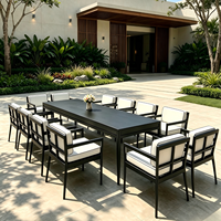 Ensemble de table rectangulaire et chaises de jardin en aluminium résistant aux intempéries, idéal pour la terrasse de la villa