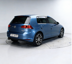 Volkswagen Golf 2015 Diésel Automático Hatchback, Ingeniería Alemana, Ahorro de Combustible, Rendimiento, Auto Usado en Buenas Condiciones - Product Image 1