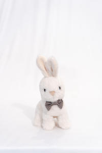 Vente en gros Poupées animaux confortables en peluche adaptée aux occasions de Pâques - Product Image 4