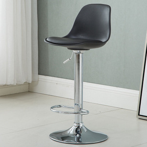 Chaises de <span class=keywords><strong>bar</strong></span> modernes pivotantes en cuir PU, vente en gros d'usine, design de comptoir de restaurant, tabourets scandinaves à levage à gaz - Product Image 4