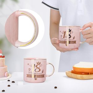 Set Regalo Tazza da Caffè in Ceramica Cinese per 18° Compleanno Biching - Rosa 14OZ Lavabile in Lavastoviglie e Microonde con Coperchio, Cucchiaio e Biglietto - Product Image 5