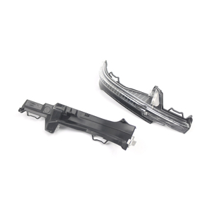 Luz Intermitente de Señal de Giro para Espejo Lateral Exterior 4M0949101A 4M0949102A para <span class=keywords><strong>Audi</strong></span> Q5 SQ5 Q7 SQ7 Q8 SQ8 2017-2025 - Product Image 5