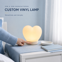 Lampe en vinyle personnalisée, lumière douce, veilleuse en forme de nuage de pêche, décoration de chevet pour chambre d'enfant, cadeau, OEM, ODM, vente en gros