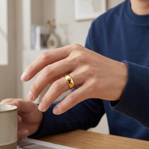 Bague de Fiançailles et de Promesse en Tungstène Argent et Or Facettée Haute Brillance pour Hommes et Femmes, Idéale pour Soirées et Cérémonies - Product Image 3
