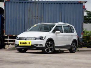 Volkswagen <span class=keywords><strong>Touran</strong></span> L 280TSI DSG Cross Edition 7 places 2021 - Product Image 2