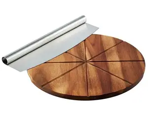 Set alat pemotong Pizza, pemotong Pizza bulat, papan hadiah, alat pengiris makanan baja tahan karat dengan papan kayu akasia 13.5"