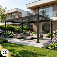 Pergola à lames orientables en aluminium noir semi-ouverte avec effet de lumière éclatante pour villa moderne, patio, jardin et salon extérieur