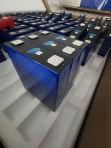 Pin lưu trữ năng lượng Lithium Ion hình lăng trụ 280AH 314Ah, 6000 chu kỳ, 3.2v, pin LiFePO4, pin 280Ah - Product Image 6