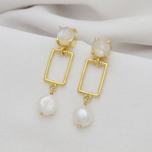 ต่างหูชุบทองสีเงินสเตอริ925ทำมือรุ้งมูนสโตนประดับมุกและเพชรสไตล์น่ารัก - Product Image 2