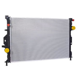 Le plus récent radiateur de voiture OE 31261105 pour <span class=keywords><strong>Volvo</strong></span> S60L/S80L radiateur en aluminium 1293689/36002407/31 410895/32268989/360 00211/36000378 - Product Image 1