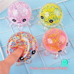 Juguete Antiestrés de Pulpo Suave de TPR, Juguete Sensorial Mochi con Cuentas de Espuma y Luces para Niños - Product Image 3