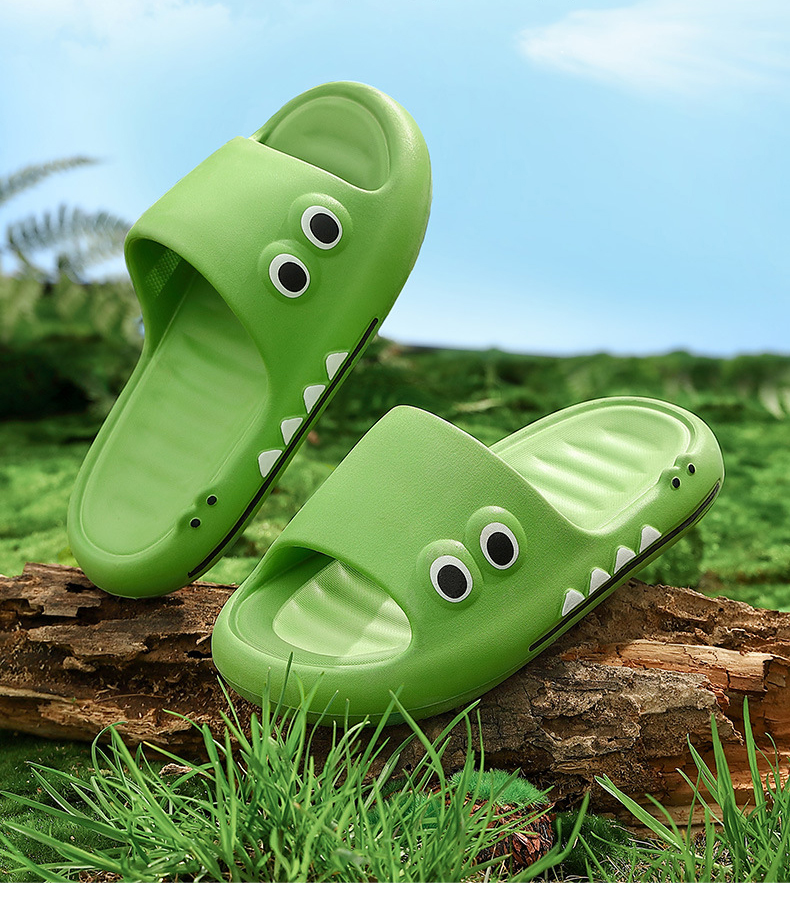 Cute Thick Sole Non-slip Slippers Bath Shoes Summer Women Indoor Slides Sandals Wholesale
