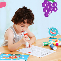 Petit MOQ, 60 ml grande capacité, 8 couleurs, marqueurs de bingo multi-usages sûrs et lavables pour la peinture à l'encre, pour les activités artistiques et créatives des enfants d'âge préscolaire