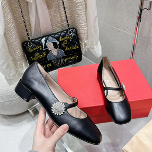 Zapatos de Tacón Bajo Grueso con Hebilla de Diamantes de Imitación y Punta Cuadrada Estilo Mary Jane de Cuero Negro para Mujer - Product Image 1