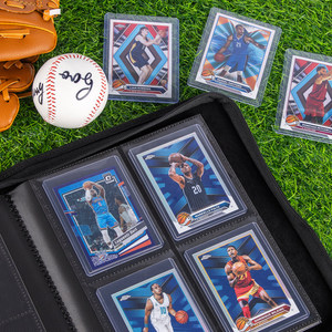 Album de rangement pour cartes sportives et TCG en cuir PU <span class=keywords><strong>JVD</strong></span> Premium à 4 pochettes, capacité de 128 protège-cartes à chargement par le haut - Product Image 6
