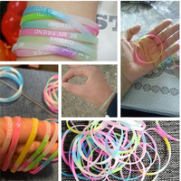 Bracelets de mariage unisexes, produits promotionnels pour la Saint-Valentin, idées cadeaux, ensemble de bracelets en silicone personnalisés