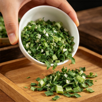 Serpihan Daun Bawang Putih Kering untuk Bumbu Instan Ramen Bubur, Aroma Kaya, Kemasan Pabrik, Grosir