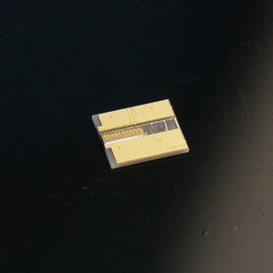 Sensor láser COS 1470nm Chip de diodo láser coseno en submontaje para aplicaciones de bombeo láser - Product Image 2