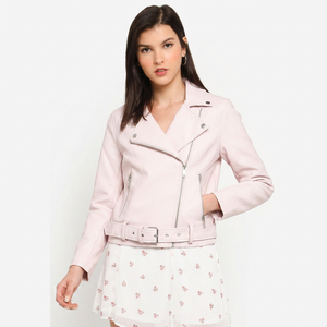 Veste en cuir pour femme au look sexy original - Coupe moto prête pour la rue avec des éléments féminins tendance - Vestes en cuir sexy pour femme - Product Image 1