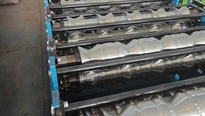 لوح سقف من ثلاث طبقات ، المادة PPGI pgl GI GL المستخدمة على أسطح المباني والجدران - Product Image 4