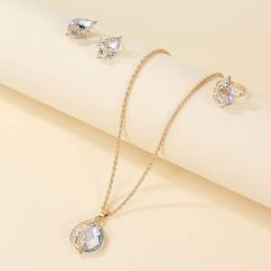 Ensemble de bijoux en alliage plaqué or de style bohème punk européen et américain, avec cristaux et strass, collier, boucles d'oreilles et bague, très vendu - Product Image 6